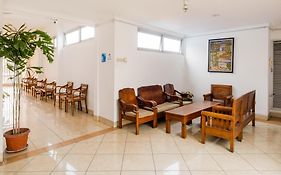 Hotel Poncowinatan - Tugu